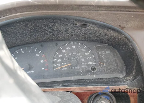 1997 Toyota 4Runner Sr5 V6 z USA, uszkodzony, nr VIN 0JT3GN86R4V004138